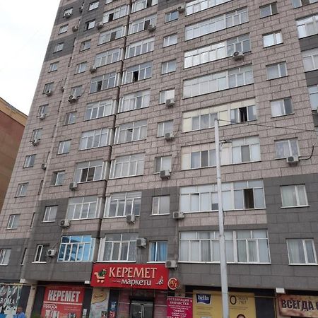Diplomat Apartments ビシュケク エクステリア 写真