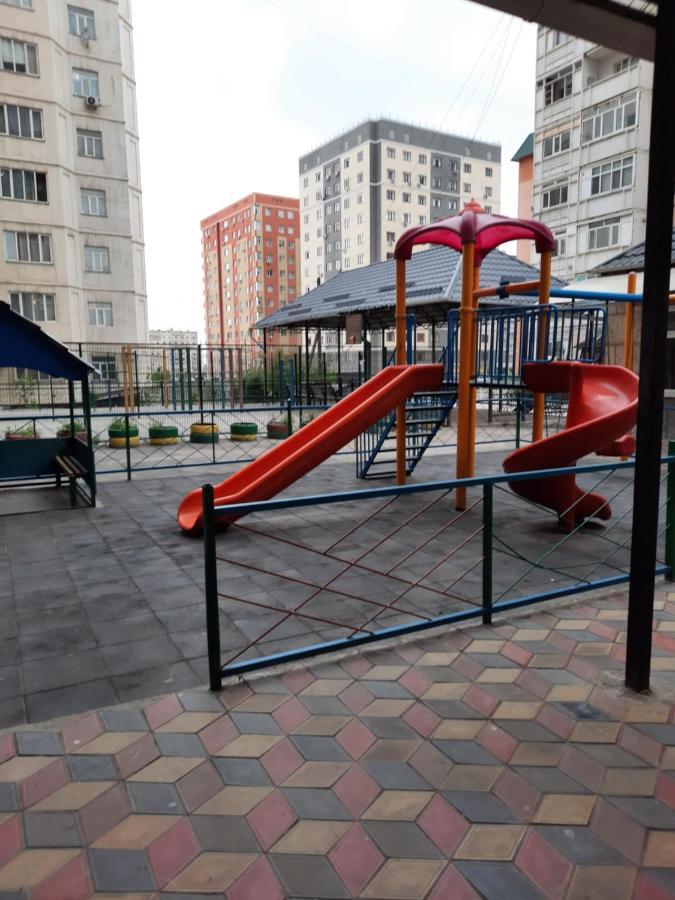 Diplomat Apartments ビシュケク エクステリア 写真